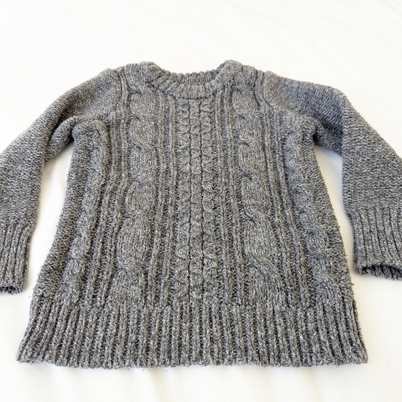 Abercrombie Kids Gray Cable Knit Crew Pullover Sweater - Picture 4 of 5
